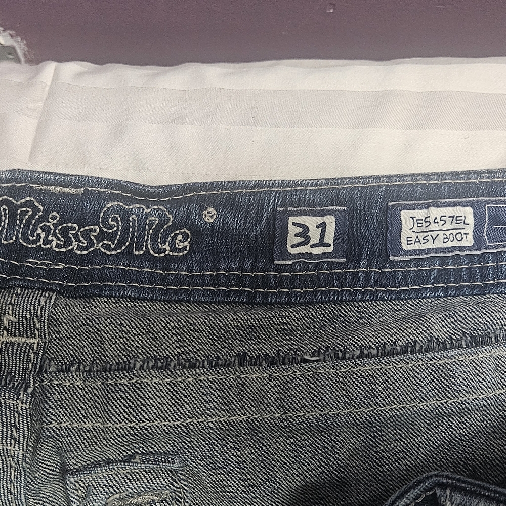 Miss Me Easy Boot Jean - Picture 4 of 4